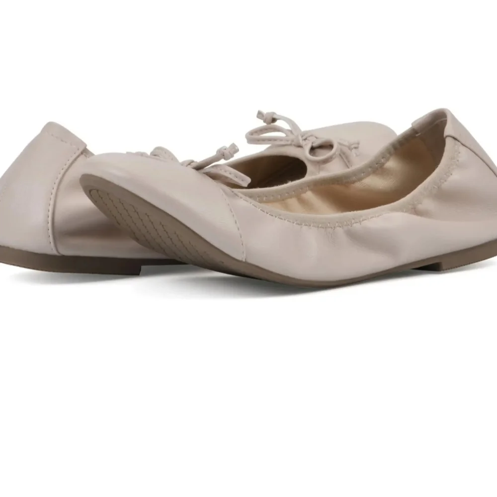 White Mountain Sunnyside Women's Shoes/F7599 Size 8M